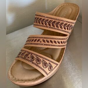 EXTREME BY EDDIE MARC .. WOMENS SHOES